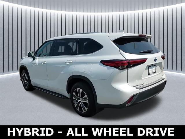 used 2022 Toyota Highlander Hybrid car, priced at $44,171