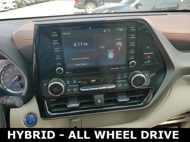 used 2022 Toyota Highlander Hybrid car, priced at $44,171