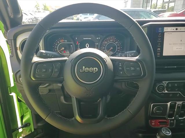 new 2025 Jeep Wrangler car, priced at $48,670