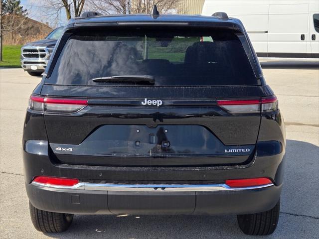 new 2025 Jeep Grand Cherokee car, priced at $41,357