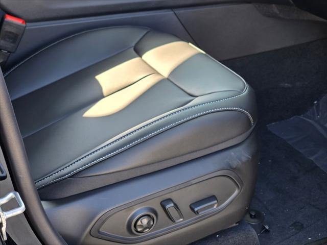 new 2025 Jeep Grand Cherokee car, priced at $41,357