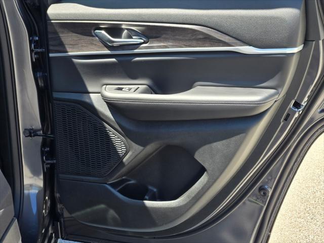 new 2025 Jeep Grand Cherokee car, priced at $44,010