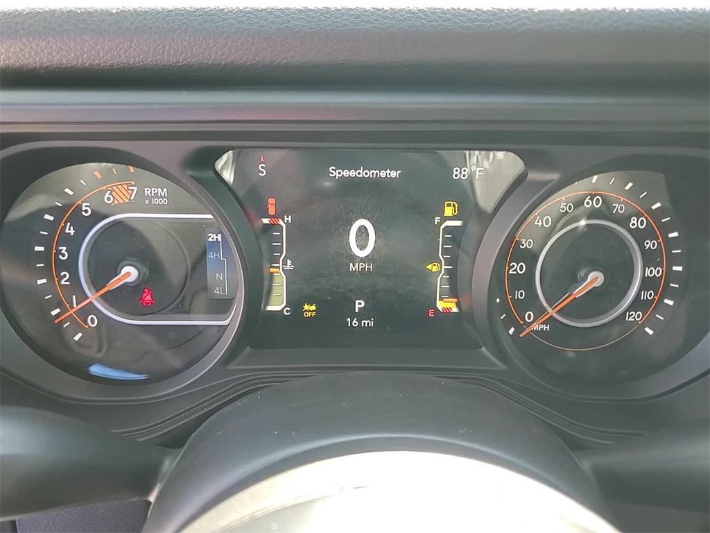 new 2025 Jeep Wrangler car, priced at $47,275