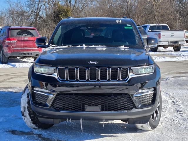 new 2025 Jeep Grand Cherokee car, priced at $44,320