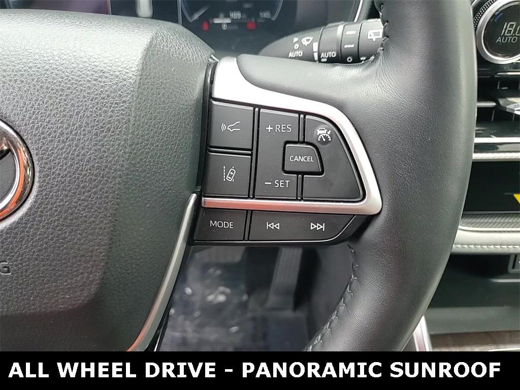 used 2023 Toyota Highlander car, priced at $42,849
