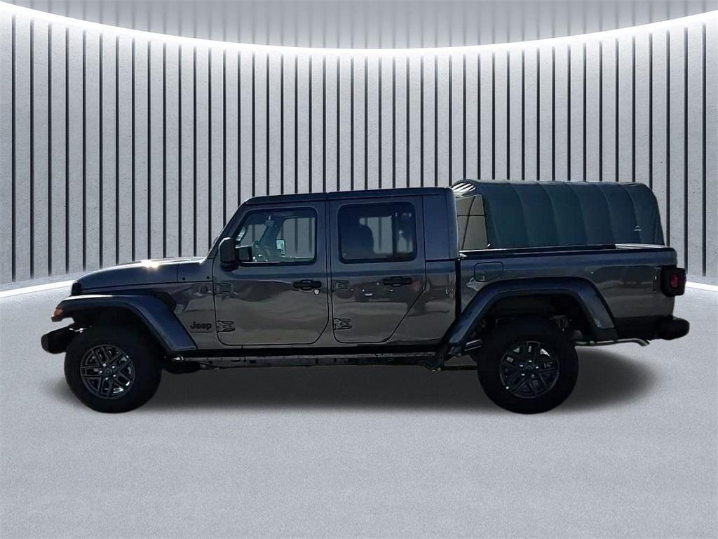 new 2026 Jeep Gladiator car, priced at $50,465
