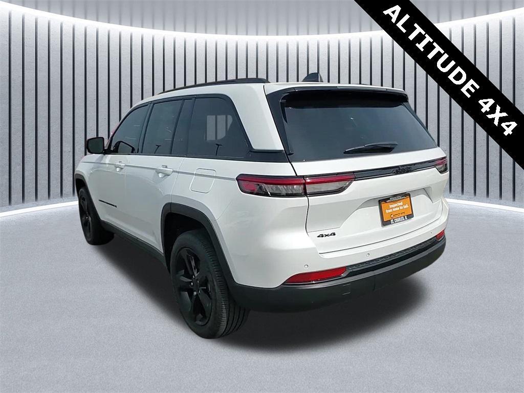 used 2022 Jeep Grand Cherokee car, priced at $32,299