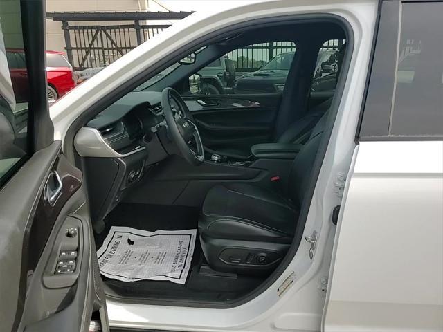 used 2022 Jeep Grand Cherokee car, priced at $33,843