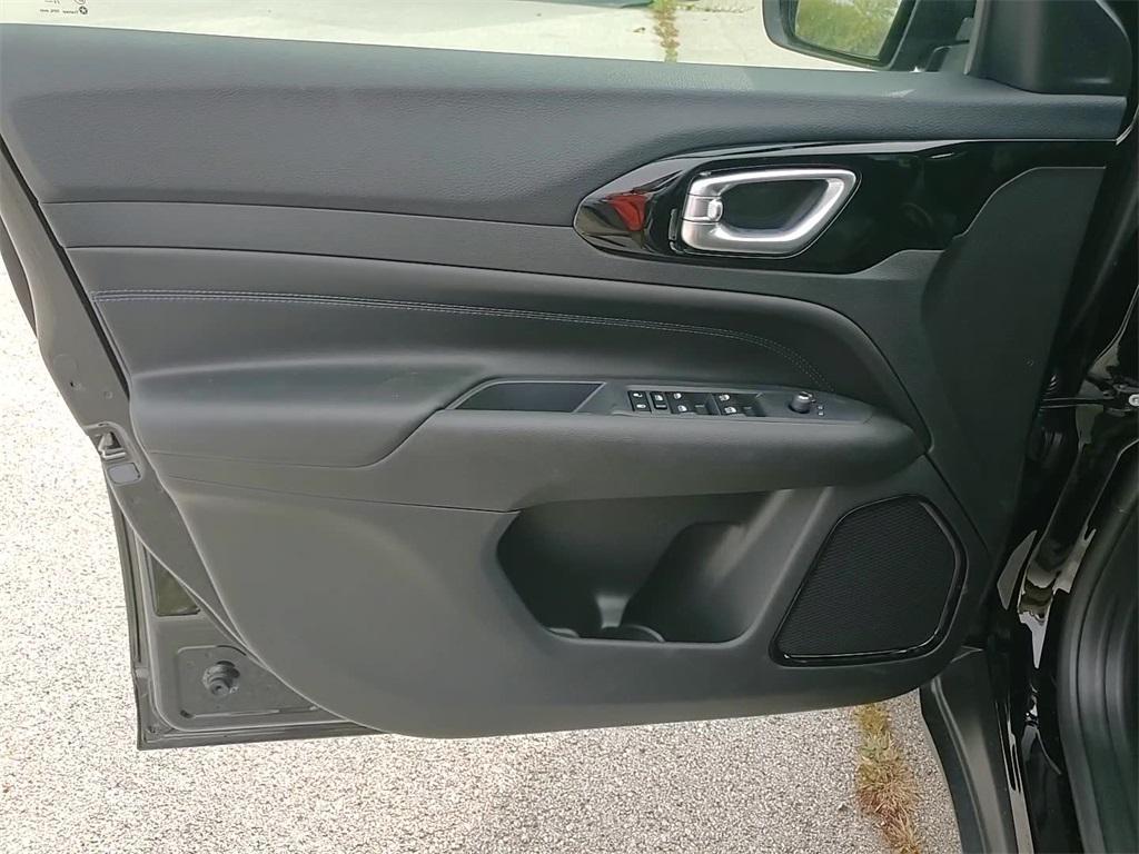 new 2026 Jeep Compass car, priced at $30,526