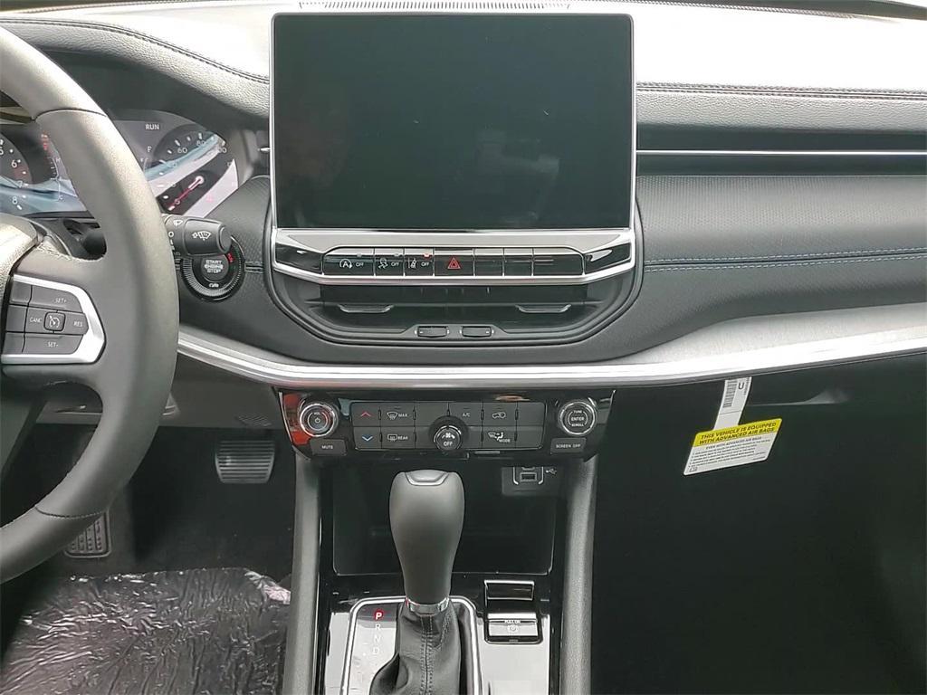 new 2026 Jeep Compass car, priced at $30,526