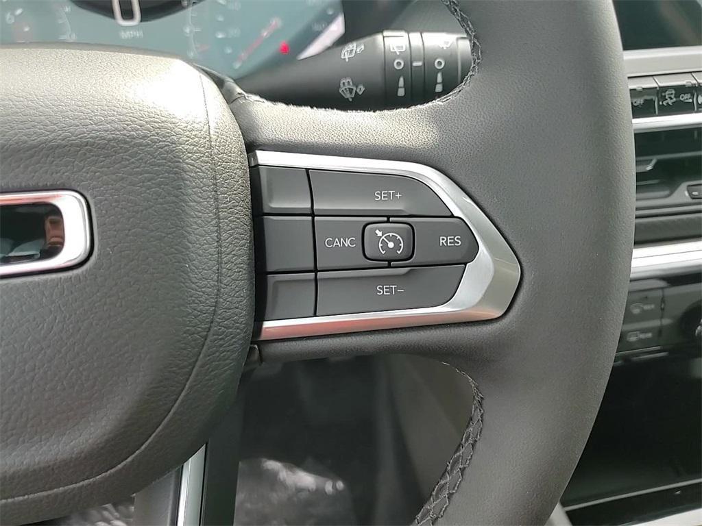 new 2026 Jeep Compass car, priced at $30,526