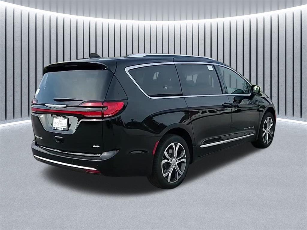 new 2026 Chrysler Pacifica car, priced at $53,428