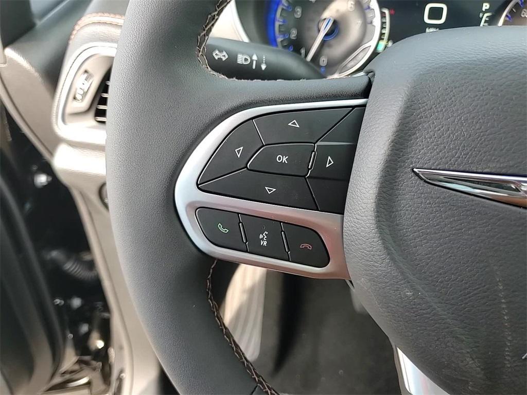 new 2026 Chrysler Pacifica car, priced at $53,428