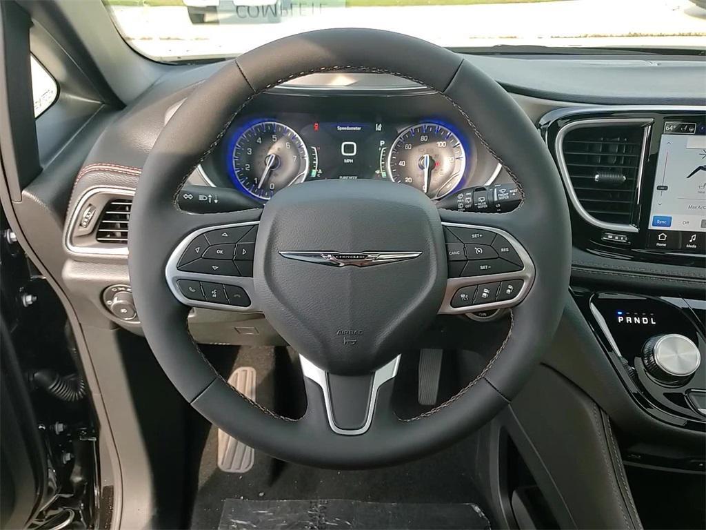 new 2026 Chrysler Pacifica car, priced at $53,428