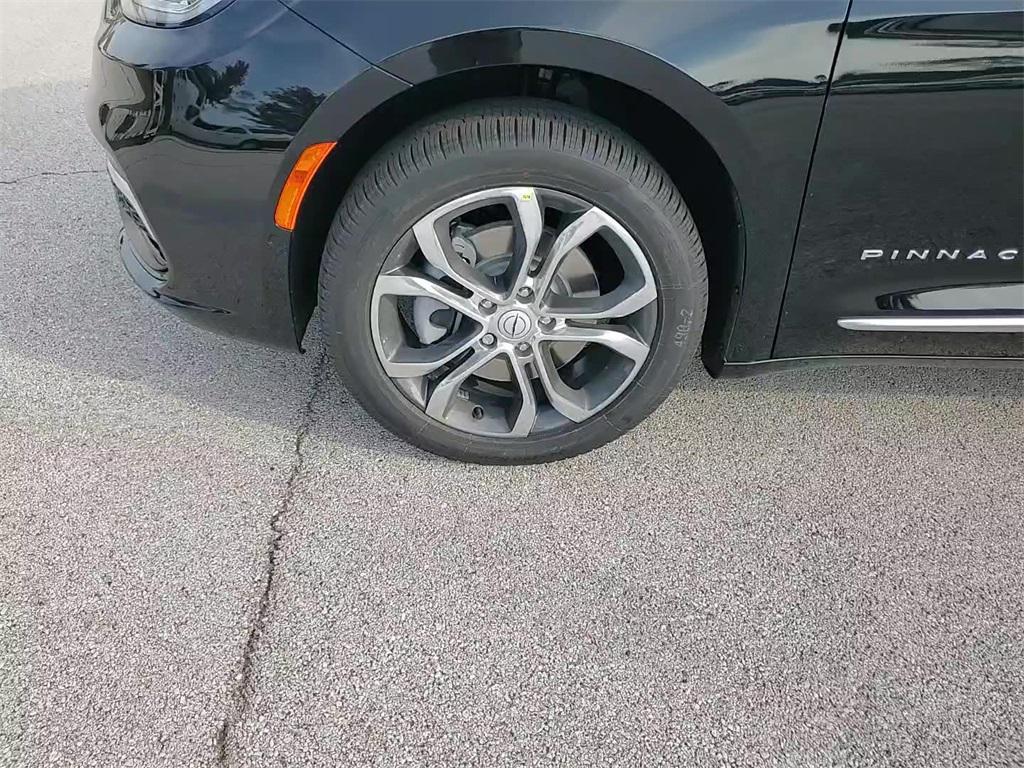 new 2026 Chrysler Pacifica car, priced at $53,428