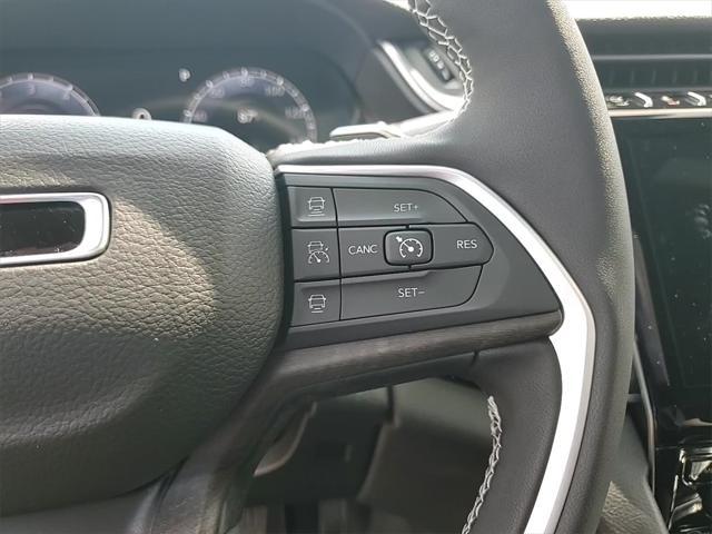 new 2025 Jeep Grand Cherokee car, priced at $42,510