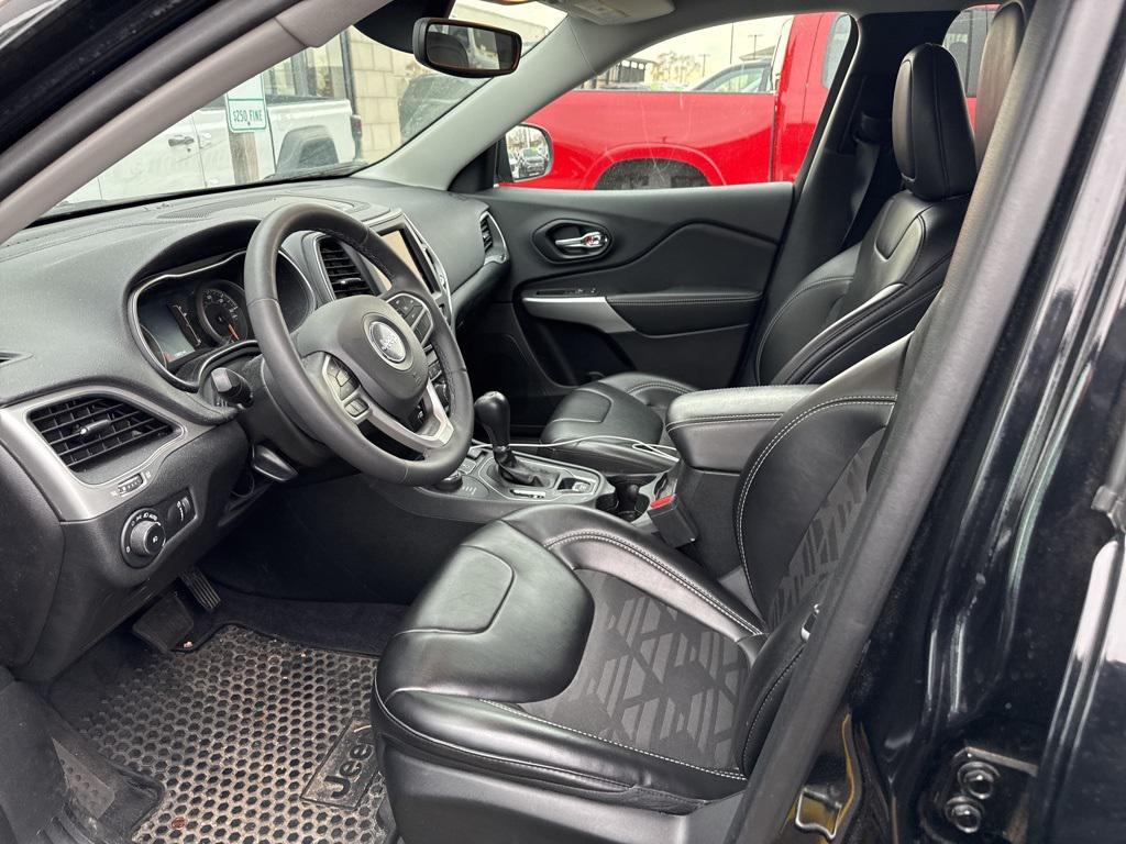 used 2022 Jeep Cherokee car, priced at $24,395