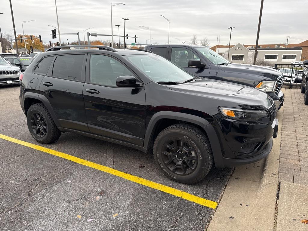 used 2022 Jeep Cherokee car, priced at $24,395
