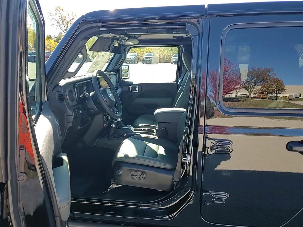 new 2026 Jeep Gladiator car, priced at $65,145