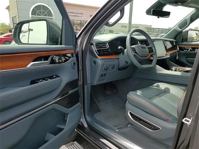 new 2022 Jeep Grand Wagoneer car, priced at $105,635