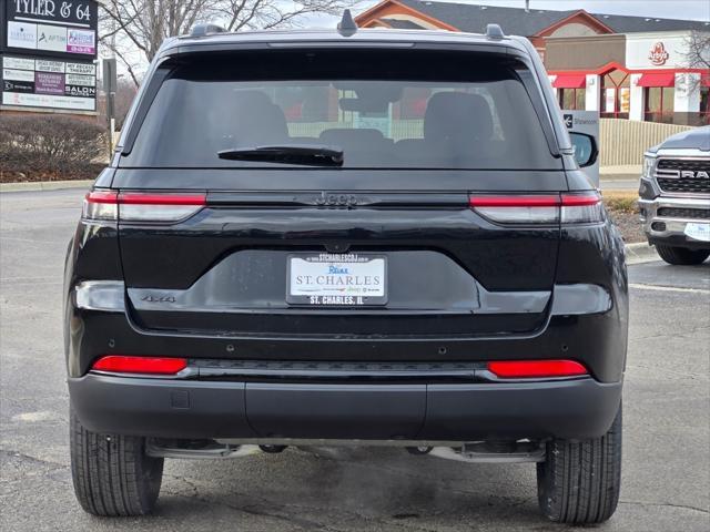 new 2025 Jeep Grand Cherokee car, priced at $41,204