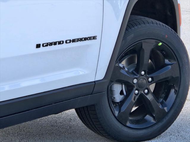 new 2025 Jeep Grand Cherokee car, priced at $49,537
