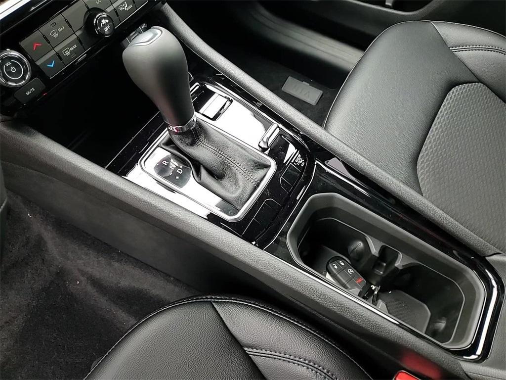 new 2026 Jeep Compass car, priced at $30,526