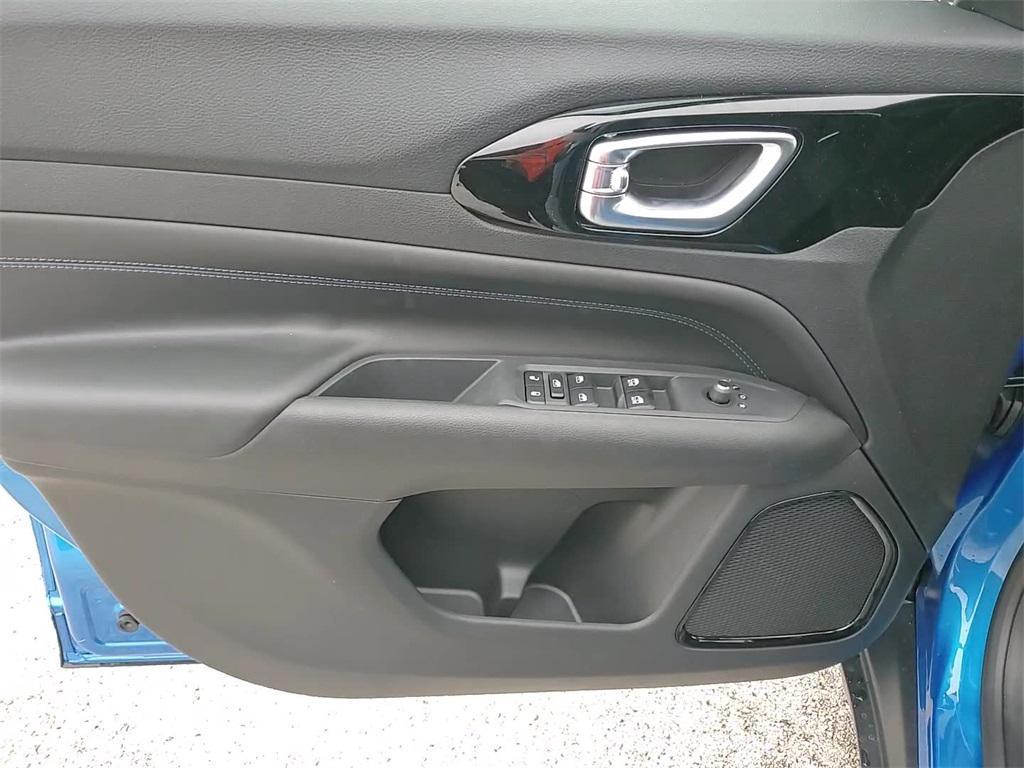 new 2026 Jeep Compass car, priced at $30,526