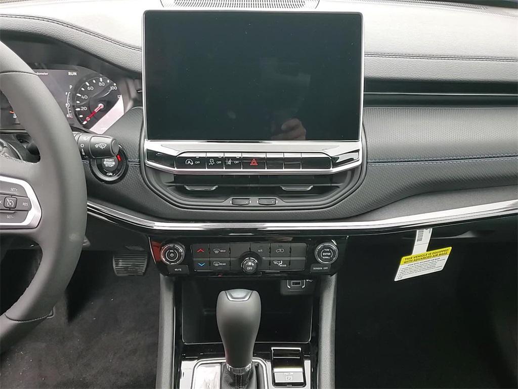 new 2026 Jeep Compass car, priced at $30,526