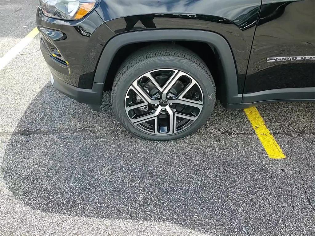 new 2025 Jeep Compass car, priced at $29,577