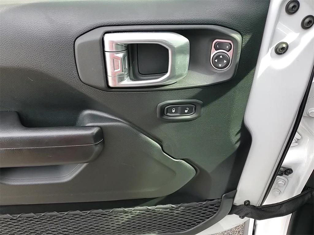 used 2021 Jeep Wrangler Unlimited car, priced at $34,869