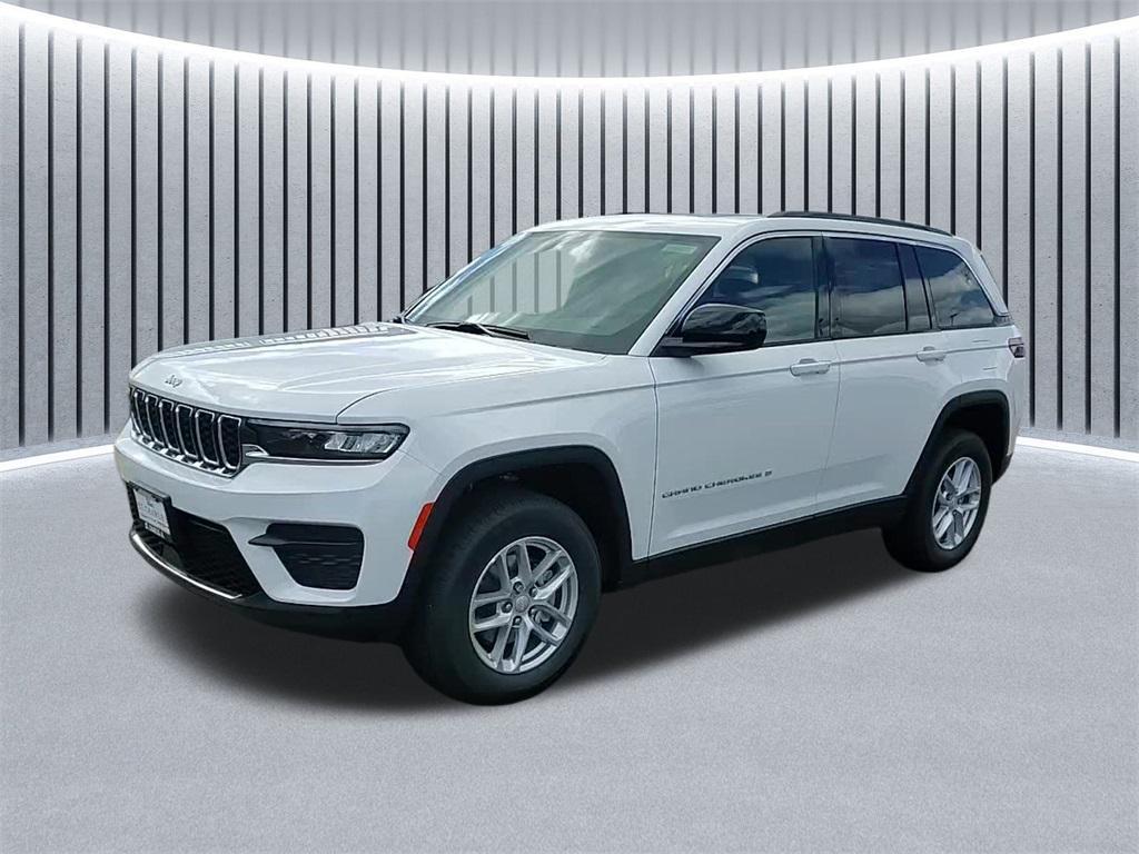 new 2025 Jeep Grand Cherokee car, priced at $37,839