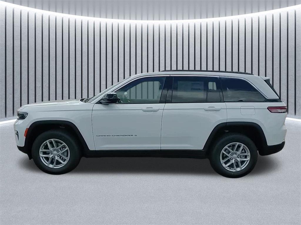new 2025 Jeep Grand Cherokee car, priced at $37,839
