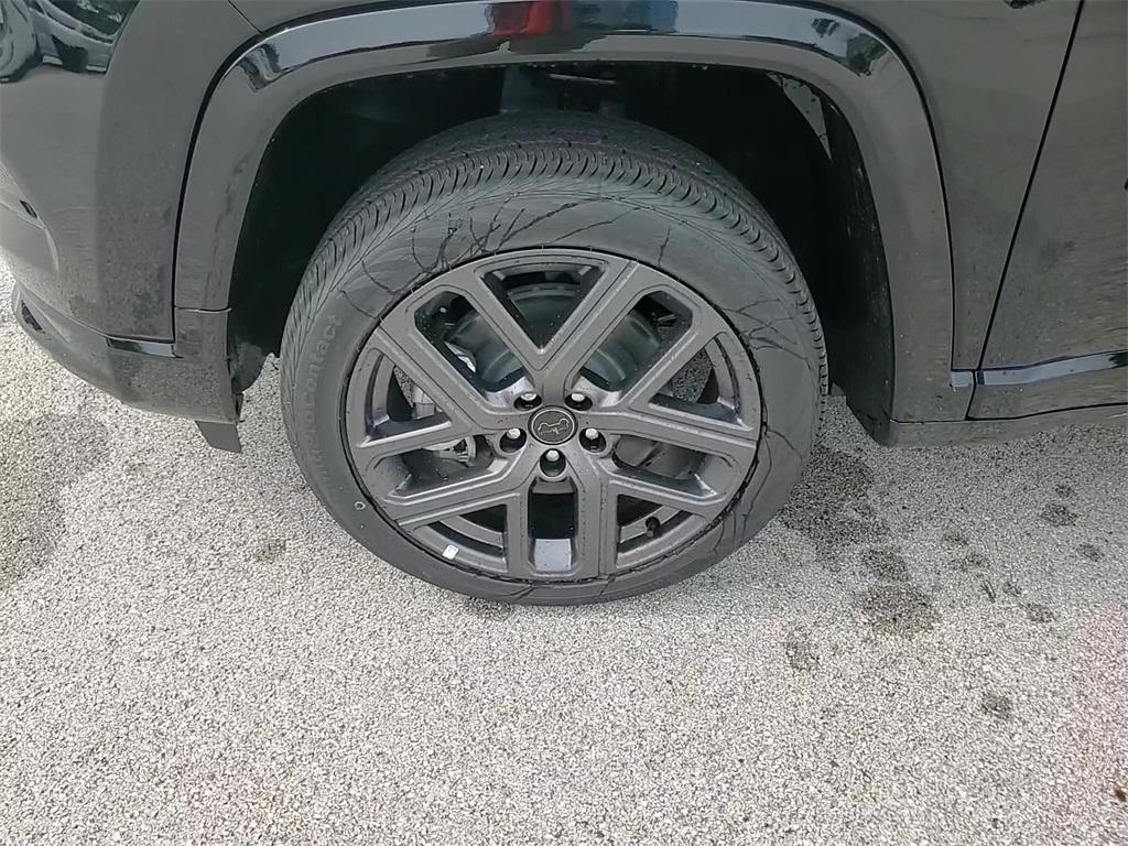 new 2025 Jeep Compass car, priced at $32,330