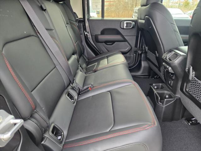 new 2025 Jeep Gladiator car, priced at $53,795