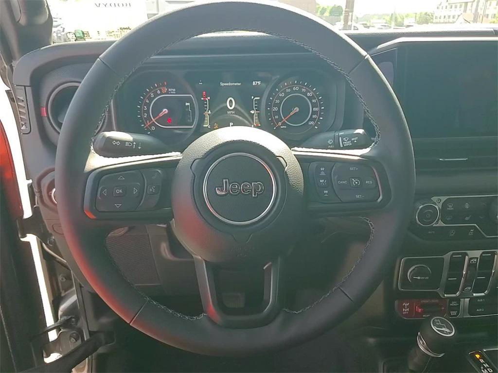 new 2025 Jeep Gladiator car, priced at $54,045