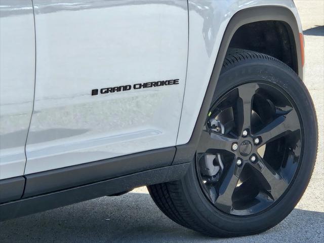 new 2025 Jeep Grand Cherokee car, priced at $41,280
