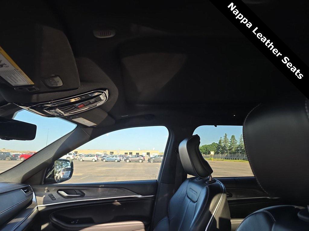 used 2022 Jeep Grand Cherokee car, priced at $39,994