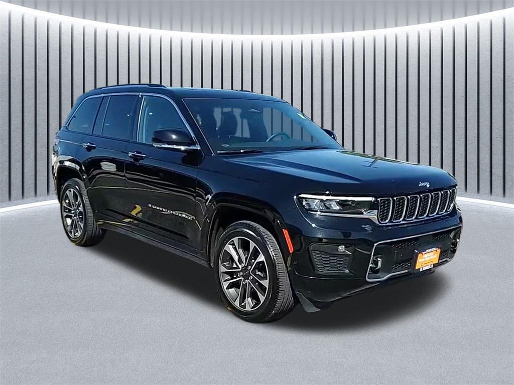 used 2022 Jeep Grand Cherokee car, priced at $39,395