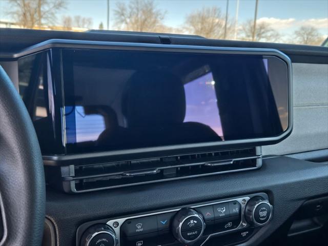 new 2025 Jeep Wrangler car, priced at $34,150
