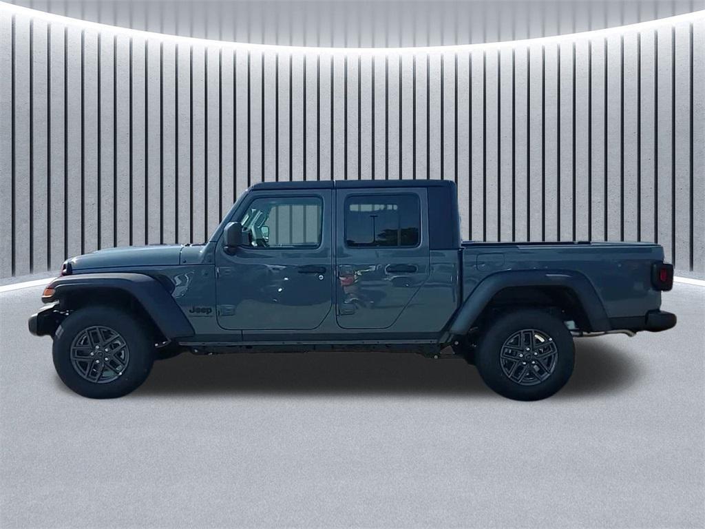 new 2025 Jeep Gladiator car, priced at $41,905