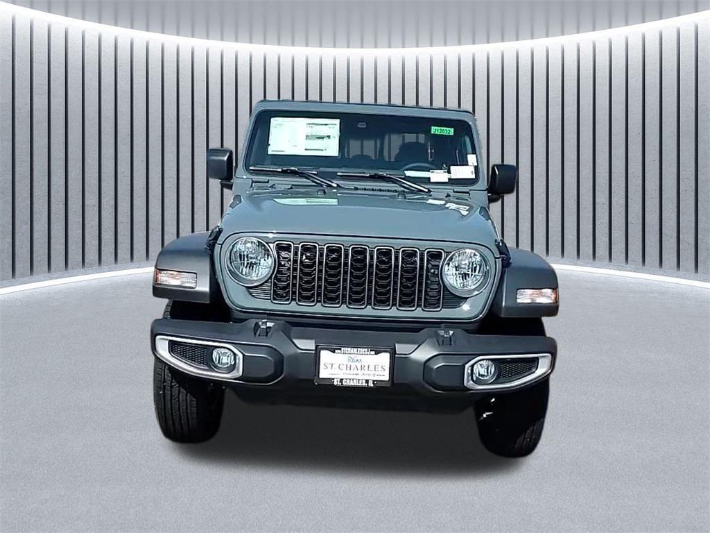 new 2025 Jeep Gladiator car, priced at $41,905
