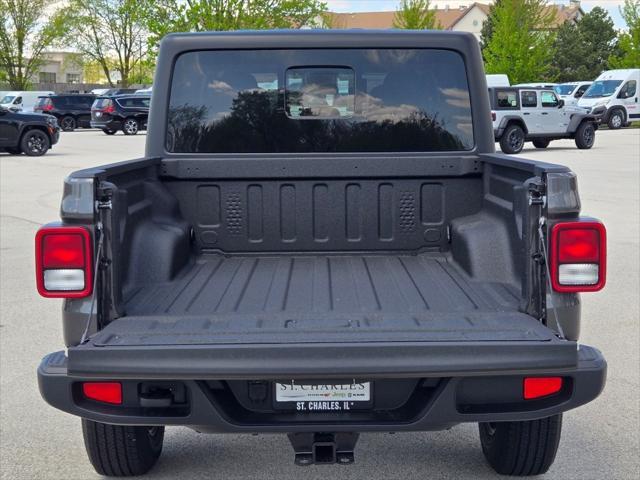 new 2025 Jeep Gladiator car, priced at $39,905