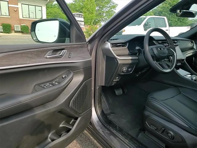 new 2025 Jeep Grand Cherokee L car, priced at $45,110