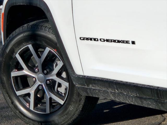 new 2025 Jeep Grand Cherokee L car, priced at $42,731