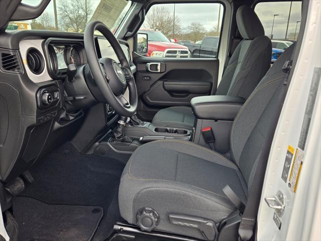 new 2025 Jeep Gladiator car, priced at $40,151