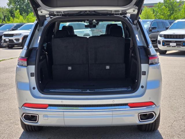 new 2024 Jeep Grand Cherokee L car, priced at $62,665