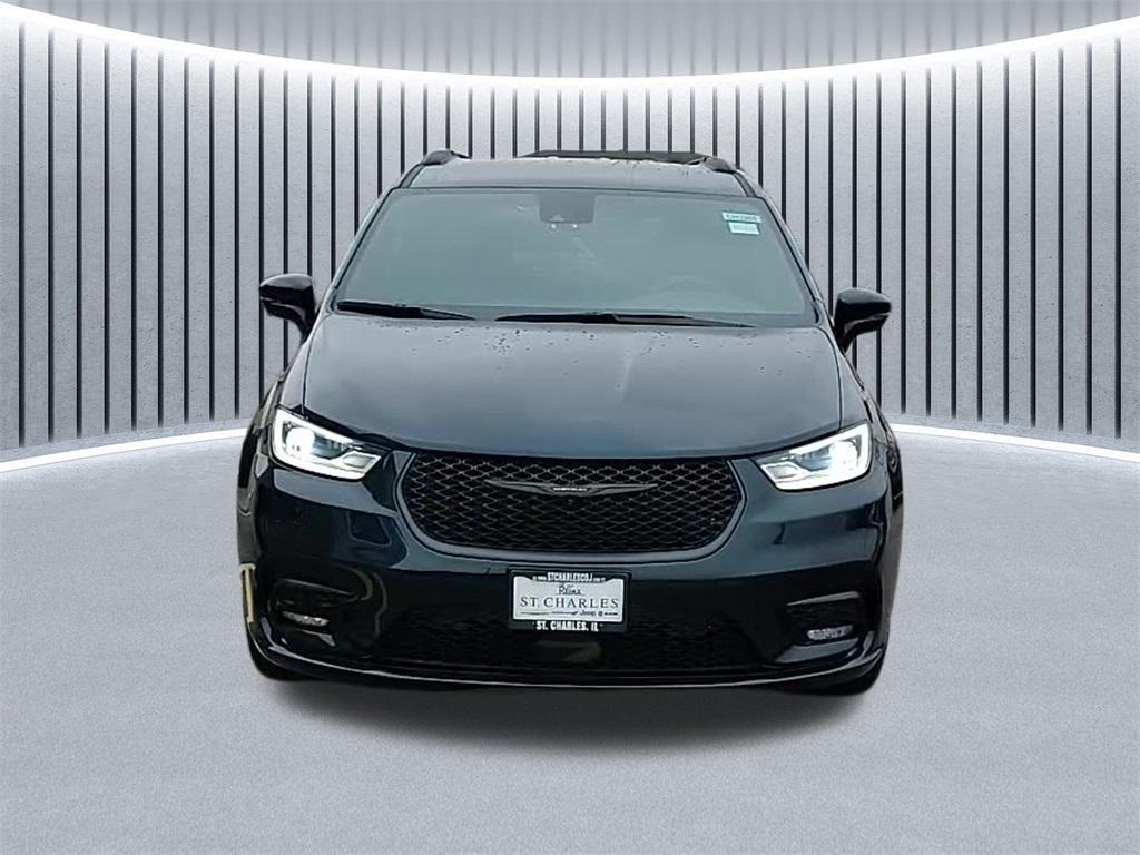 new 2024 Chrysler Pacifica car, priced at $44,130
