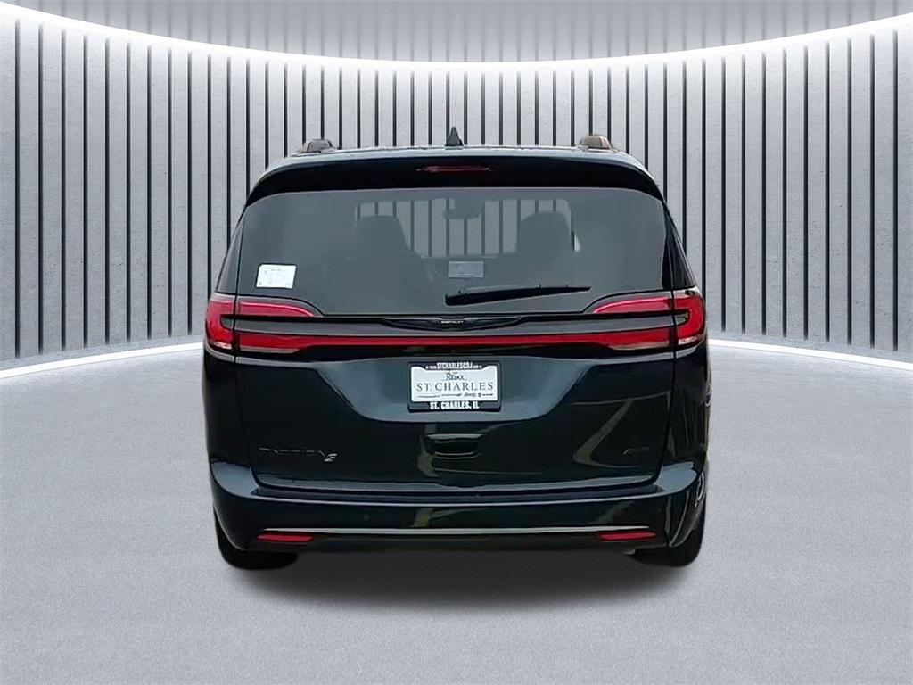 new 2024 Chrysler Pacifica car, priced at $44,130