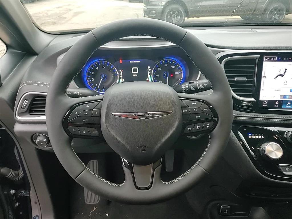 new 2024 Chrysler Pacifica car, priced at $44,130